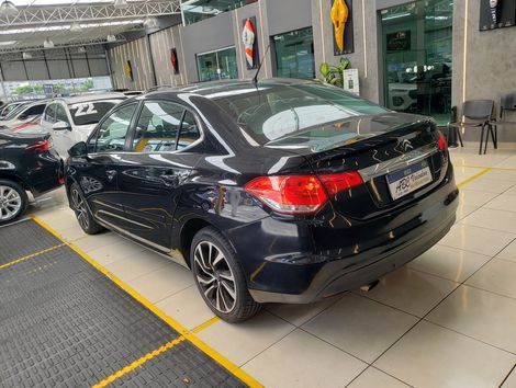 Citroën C4 LOUNGE Tendance 2.0 Flex 4p Aut.