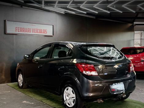 Chevrolet ONIX HATCH Joy 1.0 8V Flex 5p Mec.