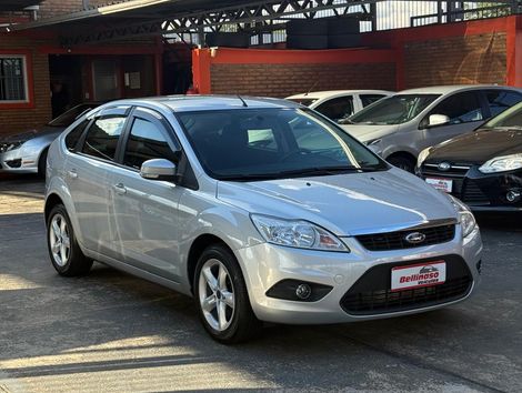 Ford Focus 1.6 S/SE/SE Plus Flex 8V/16V  5p