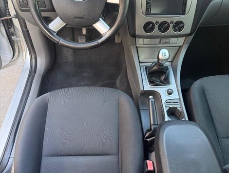 Ford Focus 1.6 S/SE/SE Plus Flex 8V/16V  5p