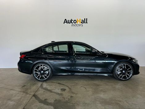 BMW 330i Sport 2.0 TB 16V 4p
