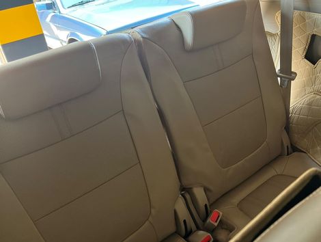 Kia Motors Sorento 3.5 V6 24V 4x2 Aut.