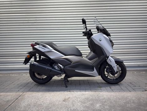 YAMAHA XMAX 250 ABS