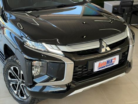 Mitsubishi L200 Triton Sport HPE-S 2.4 CD Dies. Aut