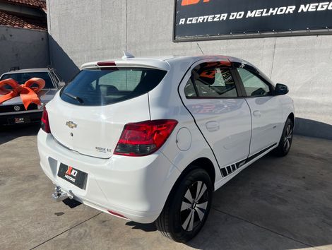 Chevrolet ONIX HATCH LT 1.0 8V FlexPower 5p Mec.