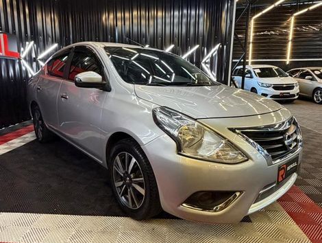 Nissan VERSA SL 1.6 16V FlexStart 4p Aut.