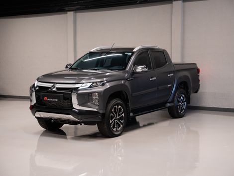 Mitsubishi L200 Triton Sport HPE-S 2.4 CD Dies. Aut