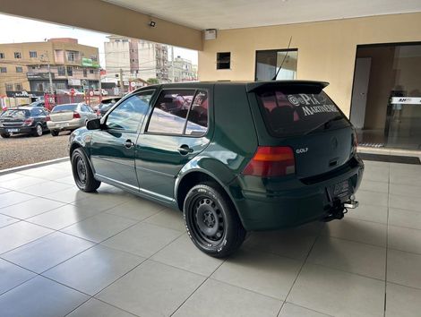 VolksWagen Golf 2.0/ 2.0 Mi Flex Comfortline/ Sport