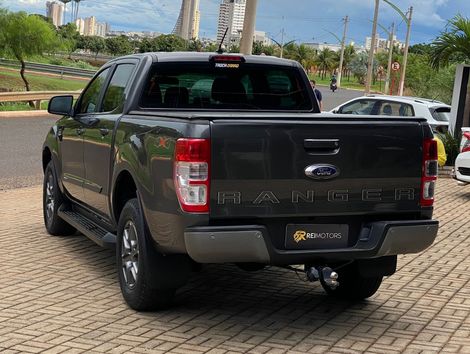 Ford Ranger XLS 2.2 4x2 CD Diesel Aut.