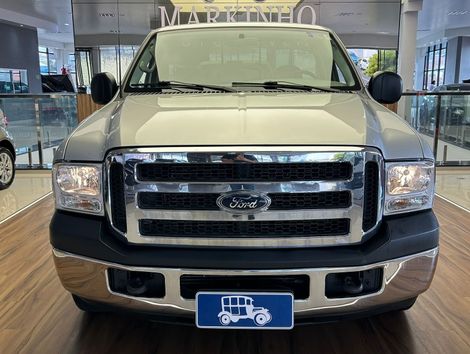 Ford F-250 XLT 3.9 4x2 Diesel TB