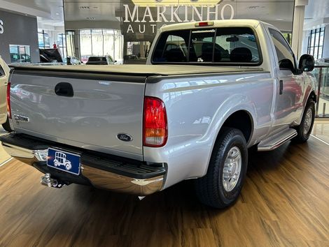 Ford F-250 XLT 3.9 4x2 Diesel TB