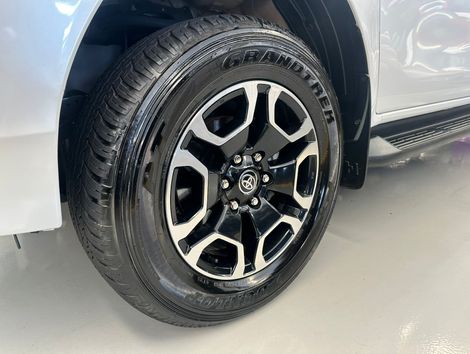 Toyota Hilux CD SRX 4x4 2.8 TDI 16V Diesel Aut.