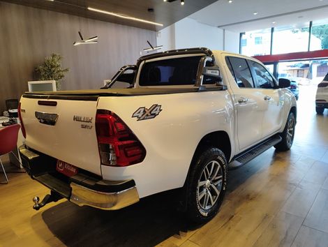Toyota Hilux CD SRV 4x4 2.8 TDI Diesel Aut.