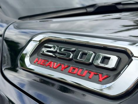 RAM 2500 LARAM. 6.7 NIGHT ED. TB CD 4x4 Die.