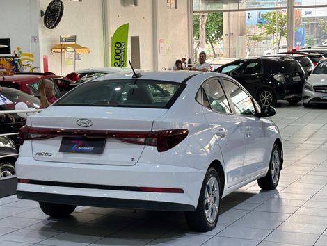 Hyundai HB20S Comfort Plus 1.0 Flex 12V Mec.