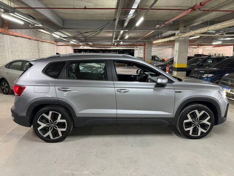 VolksWagen TAOS Highline 1.4 250 TSI Flex Aut.