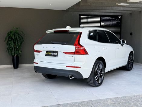 Volvo XC 60 D-5 MOMENTUM 2.0 AWD Diesel 5p