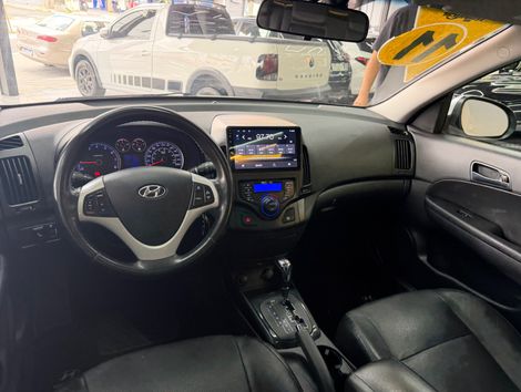 Hyundai i30 2.0 16V 145cv 5p Aut.