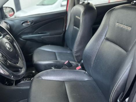 Toyota ETIOS CROSS 1.5 Flex 16V 5p Aut.