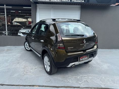 Renault SANDERO STEPWAY Hi-Flex 1.6 16V 5p Aut.