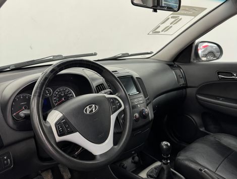 Hyundai i30 2.0 16V 145cv 5p Aut.