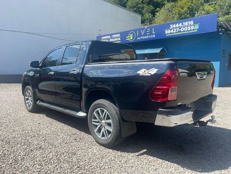 Toyota Hilux CD SRX 4x4 2.8 TDI 16V Diesel Aut.