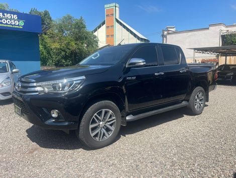 Toyota Hilux CD SRX 4x4 2.8 TDI 16V Diesel Aut.