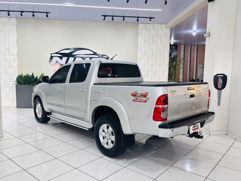 Toyota Hilux CD SRV D4-D 4x4 3.0 TDI Diesel Aut