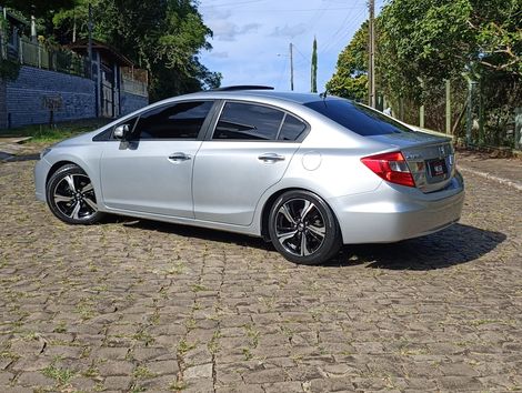Honda Civic Sedan EXS 1.8/1.8 Flex 16V Aut. 4p