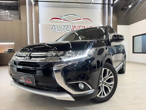 Mitsubishi OUTLANDER 2.2 165cv Diesel Aut.