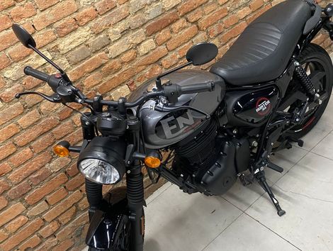 Royal Enfield Hunter 350 Dapper