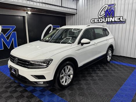 VolksWagen TIGUAN Allspac Comf 250 TSI 1.4 Flex