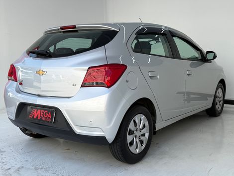 Chevrolet ONIX HATCH LT 1.0 8V FlexPower 5p Mec.