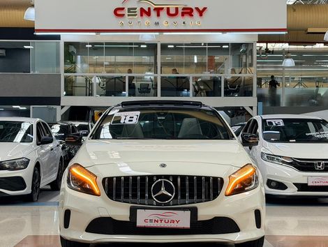 Mercedes A-200 COM TETO SOLAR