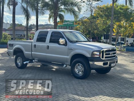 Ford F-250 XLT 3.9 4x4 CD TB Diesel