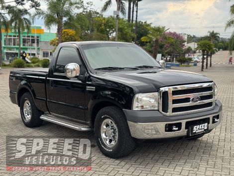 Ford F-250 XLT 3.9 4x2 Diesel TB