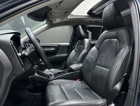 Volvo XC 40 T-5 INSCRIPTION 1.5 FWD (Híbrido)