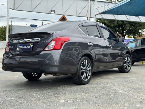 Nissan VERSA SL 1.6 16V FlexStart 4p Aut.