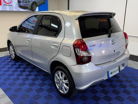 Toyota ETIOS X Plus 1.5 Flex 16V 5p Mec.