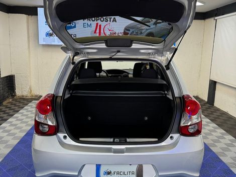 Toyota ETIOS X Plus 1.5 Flex 16V 5p Mec.
