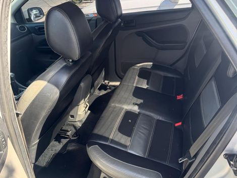 Ford Focus Sedan 2.0 16V/2.0 16V Flex 4p