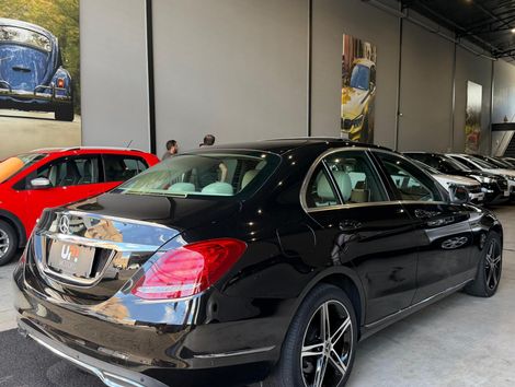 Mercedes C-200 Avantgarde 2.0 TB 16V 184cv Aut.