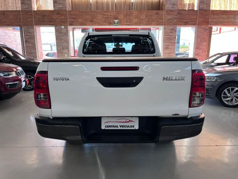 Toyota Hilux CD 4x4 2.8 Diesel Mec.