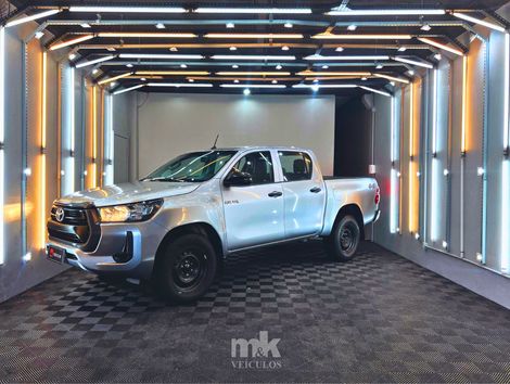 Toyota Hilux CD 4x4 2.8 Diesel Mec.