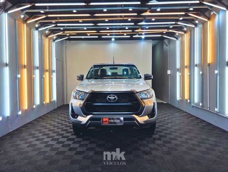 Toyota Hilux CD 4x4 2.8 Diesel Mec.