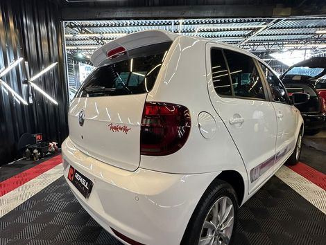 VolksWagen Fox Rock in Rio 1.6 Mi Total Flex 8V 5p