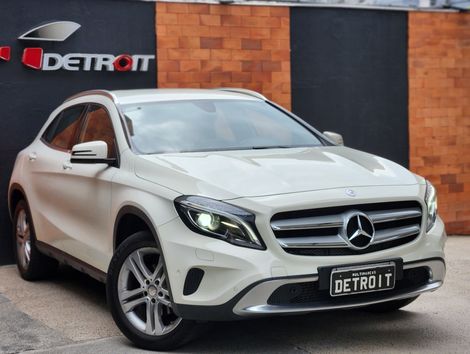 Mercedes GLA 200 Advance 1.6/1.6 TB 16V Flex Aut.