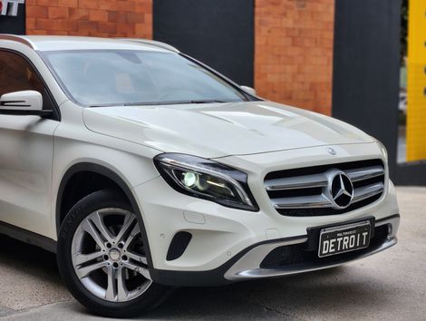 Mercedes GLA 200 Advance 1.6/1.6 TB 16V Flex Aut.