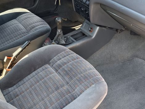 VolksWagen Santana 2.0 Mi 2p e 4p