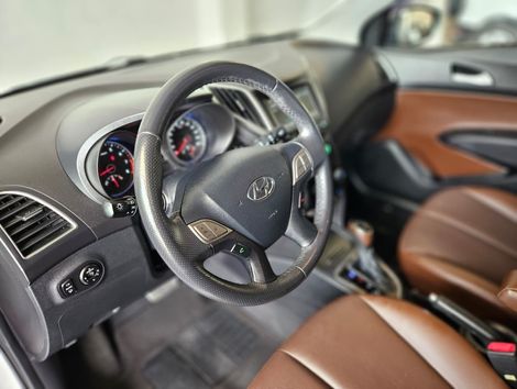 Hyundai HB20X Premium 1.6 Flex 16V Aut.
